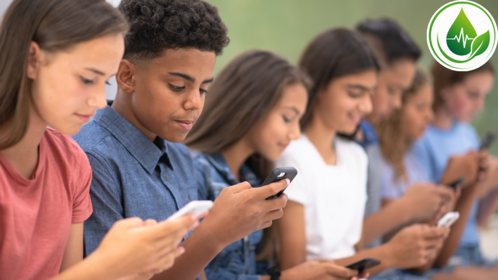 Mexer no celular antes de dormir pode aumentar a glicose?